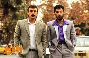 فیلم | رقص کردی نوید محمدزاده و روزبه حصاری!