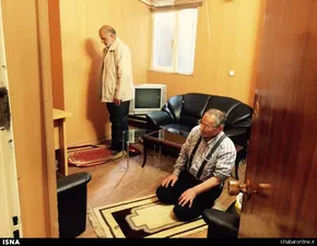عکس/ فردوسی‌پور در نمایشگاه کتاب
