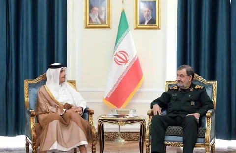 محسن رضایی: اگر آمریکا شرارت کند، بلایی سرشان می‌آوریم که در تاریخ ثبت شود