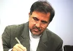 آخوندی: حفظ صنعت هوایی مهم‌تر از نرخ بلیت است