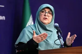 فرصت دادن به جوانان صدقه نیست| وقت میدان دادن به جوانان رسیده است