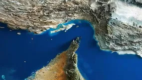 تنگه هرمز قابل معامله نیست برای آمریکا معبر باز نکنید