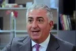 رضا پهلوی اندازه گاو مهربان نمی‌فهمه + فیلم