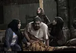 فیلم «کوچه بی نام» به کارگردانی هاتف علیمردانی، داستان دو خانواده است که در یکی از محله های جنوب شهر تهران زندگی می کنند و درگیر اتفاقاتی می شوند