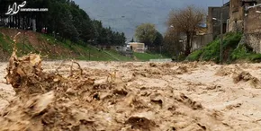 فیلم/ فریادهای تکان دهنده یک سیل زده در حضور رئیسی؛ جان ناموست ما رو ول نکن!