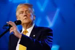 ترامپ: از عملکرد زلنسکی در جنگ راضی نیستم