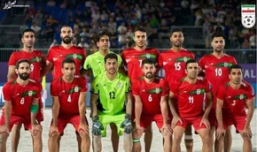 فیلم/تیم ملی فوتبال ساحلی؛ دریافت کاپ قهرمانی بدون جشن و شادی!
