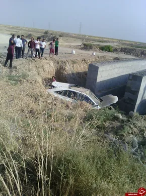 عکس/واژگونی سمند دو مجروح بر جا گذاشت