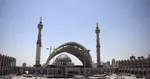 لحظات سوگواری بیت رهبر شهید بر پیکر ایشان؛ از بغض هیات تا بهت حدادعادل +تصاویر