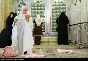 تصاویر/ حرم امام رضا(ع) در شب میلاد پیامبر(ص)