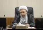 حضرت آیت‌الله ما که‌دست وپایمان می‌لرزد!