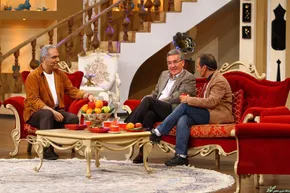 عکس/ گفتگوی رهبری با یک دانش‌آموز