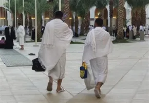 تصاویر| بازگشت اولین گروه پروازی حجاج به مشهد