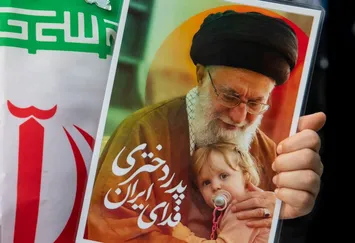 تصاویر| مراسم یادبود خانواده امام شهید و رهبر معظم انقلاب اسلامی
