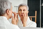 کدام نوشیدنی جلوی پیری را می‌گیرد؟
