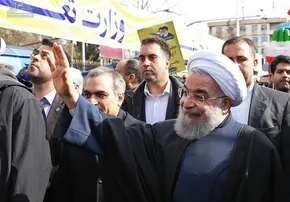 عکس/ حضور فرزند رهبر انقلاب در مراسم 22 بهمن