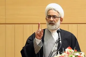 تصاویر/ سلفی مردم با احمدی‌نژاد در راهپیمایی ۲۲ بهمن