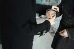 کشف سارق درپوش‌های فلزی جلوی حوزه انتخاباتی