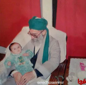 عکس/نصب بنر پیام رهبری به حجاج دربغداد