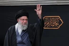 تصاویر| امامِ قائدِ شهید در صحنه‌های مختلف
