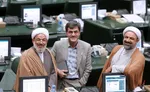 پسر پزشکیان خطاب به جلیلی: صحبت درباره مذاکره گوساله‌پرستی نیست