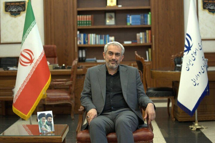 فیلم| ترخیص کالا از ۱۰ ماه به ۸ روز رسید؛ وعده مدنی‌زاده برای رسیدن به ۳ روز