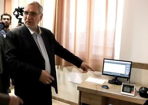 فیلم/ پاسخ سر بالای وزیر بهداشت به یک نانوا!