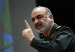 عکس| پوشش متفاوت فرمانده کل سپاه در یک بازدید مهم