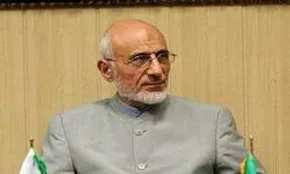 عکس/ اقدام عجیب نماینده جدید مجلس در اولین روز کاری