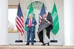 اعتراضات مردمی سفر ولیعهد را لغو کرد