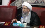 آملی لاریجانی: هیچ‌کس حق عقب‌نشینی از خطوط قرمز نظام را ندارد