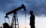 دست رد چین به سینه آمریکا: از ایران نفت می‌خریم