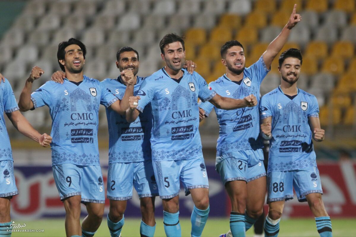 حذف تلخ پرسپولیس از رقابت آسیایی؛ چادرملو بلای جانِ سرخ‌ها شد!