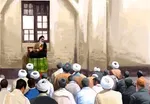 خاطره رهبری از عیادت امام/ این روح بزرگ باهمه‌ شخصیّتش زندگی می‌کند
