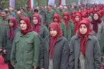 رجوی باچادرزنانه اعضای سازمان رالومی‌داد