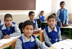 این دانش آموزان در هیچ مدرسه ای ثبت نام نمی‌شوند