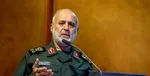 عکس | سرلشکر رشید در کنار حسن باقری و ۷ رزمنده دیگر، دهه ۶۰