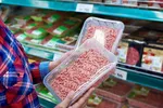 قیمت اقلام اساسی در ۳۱ شهریور/ نرخ گوشت قرمز کاهش می‌یابد