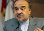 مرفاوی در نزدیکی درِ خروجی باشگاه صبا