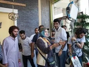 فیلم | حضور غافلگیر‌کننده هوتن شکیبا در بیمارستان