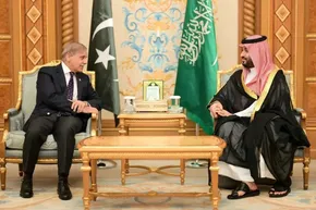 کاریکاتور/ واکنش پاکستان به عربستان!