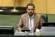 چرا بنزین را با دلار ۶۰ سنتی می‌سنجند وقتی حقوق‌ها ریالی است؟