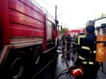 نجات معجزه‌آسای پدر و دختر در انفجار گاز