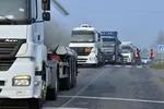 موافقت رهبرانقلاب با اختصاص ۱.۵میلیارددلار به خوزستان و ایلام