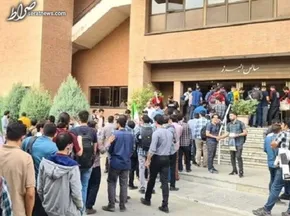 فیلم/ حمله به دانشجویان مخالف هنجارشکنی در دانشگاه شریف