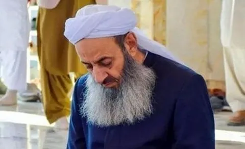 پس لرزه‌های سفر مولوی عبدالحمید به خارج