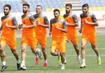 گل‌محمدی: شرایط عجیب و غریبی داریم