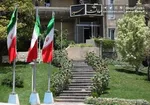 داریوش ارجمند: شیشه چون بشکند، تیزتر می‌شود