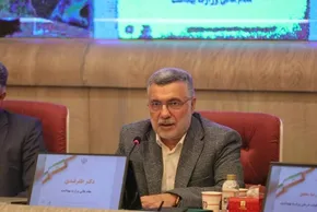 تصاویر/ عیادت وزیر از مجروحان انفجار مین
