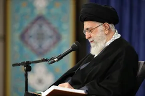 فیلم | فراستی: دوست دارم خاطرات آیت‌الله خامنه‌ای را بخوانم